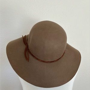 Wool Floppy Hat
